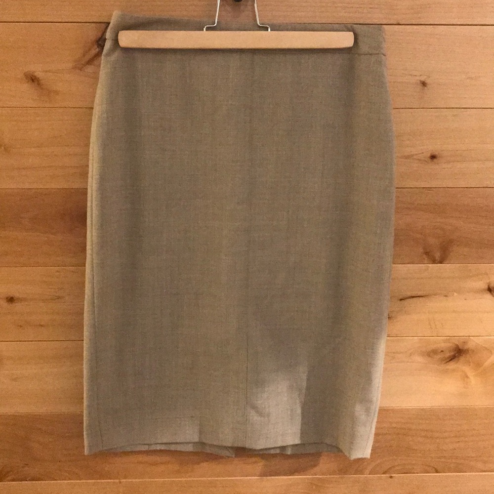 Victoria Secret skirt. Spring work skirt